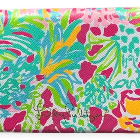 Lilly Pulitzer Spot Ya Collapsible Sunglass Case - Picture 7 of 9